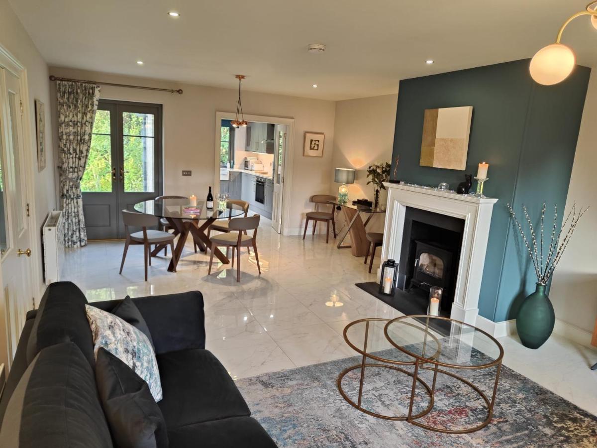 Chic Classy & Cosy At Lough Erne Golf Village And Resort Ballycassidy Exterior photo
