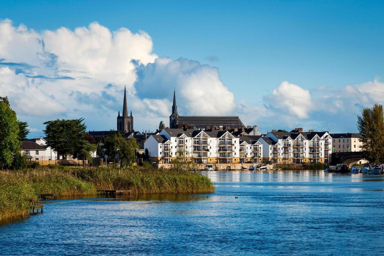 Chic Classy & Cosy At Lough Erne Golf Village And Resort Ballycassidy Exterior photo